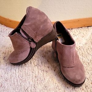 Size 8 Dr Schools Tan Suede Wedges